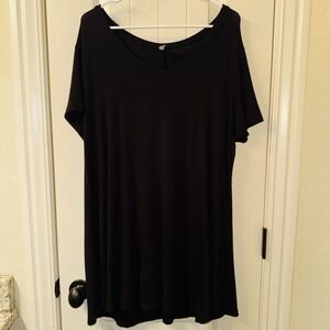 Popana 2X Black Tunic Top Plus Size V-Neck Short Sleeve Whimsygoth